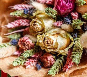 5-روش-طلایی-برای-خشک-کردن-گل-ها