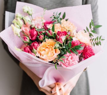 چگونه-از-گل-های-هدیه-خود-مراقبت-کنم؟