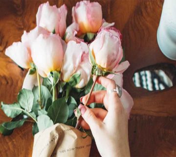 10-نکته-برای-اینکه-گل-رز-عالی-به-نظر-برسد