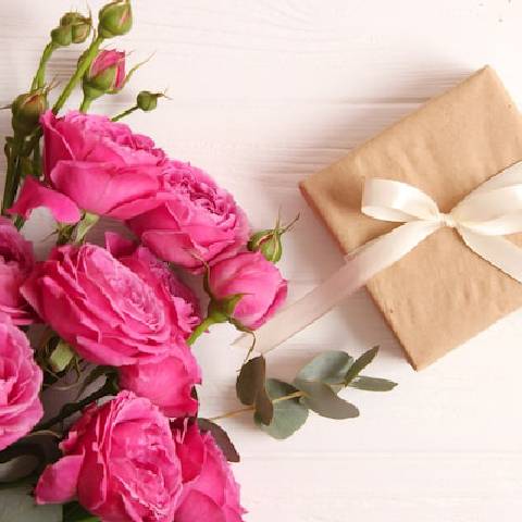  گل برای دوست صمیمی